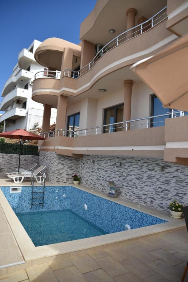 Guest House Evropa 2 Улцин Екстериор снимка