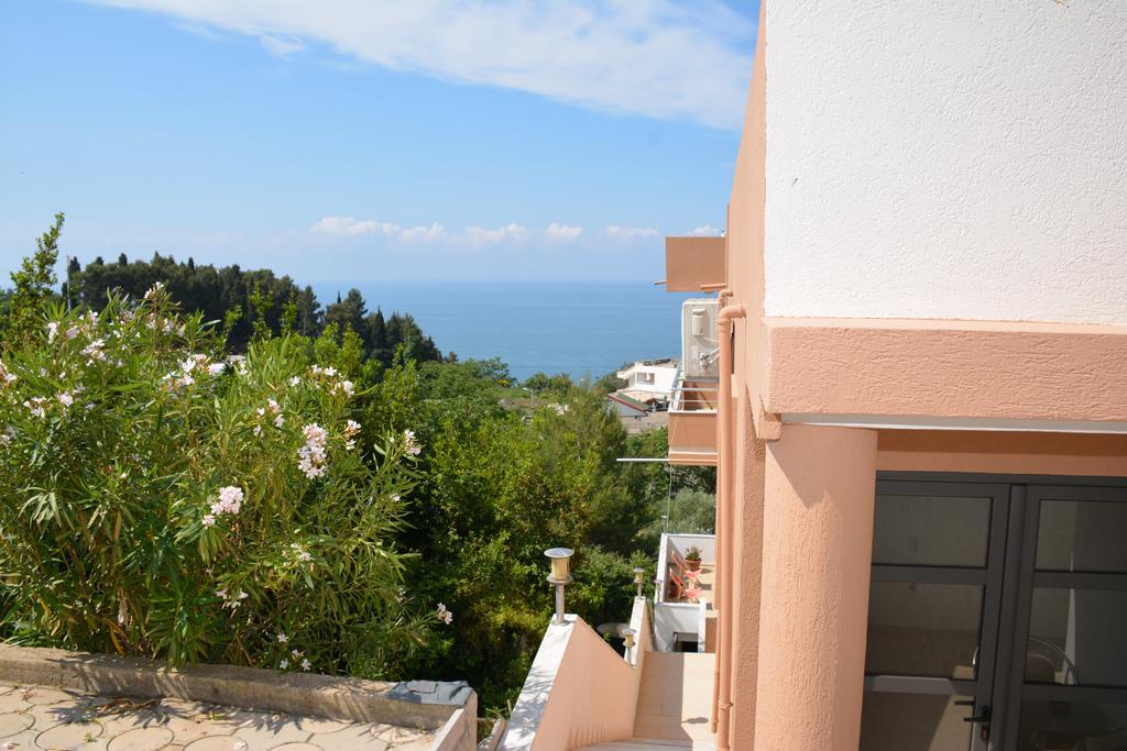Guest House Evropa 2 Улцин Екстериор снимка