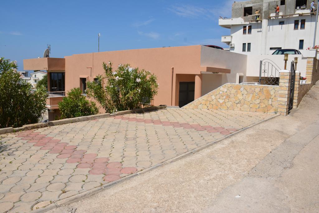 Guest House Evropa 2 Улцин Екстериор снимка